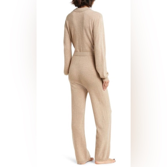 Cashmere Nordstroms Tie Waist Jumpsuit in Tan Chanterelle, NWOT - Picture 3 of 4